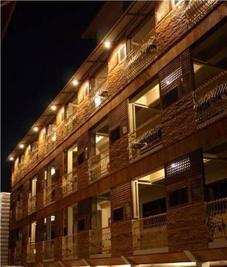 Baankhun Chiang Mai Hotel מראה חיצוני תמונה