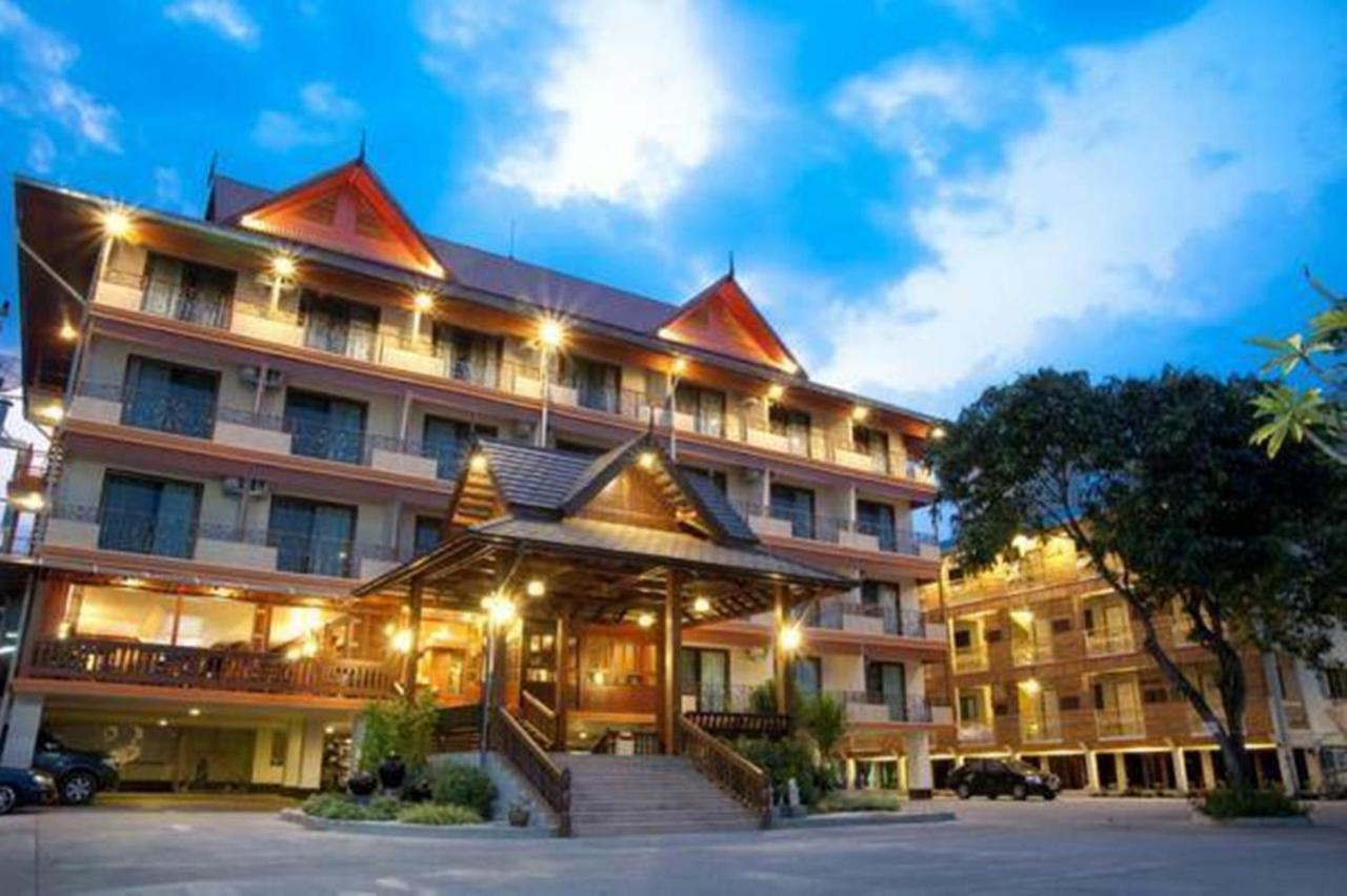 Baankhun Chiang Mai Hotel מראה חיצוני תמונה